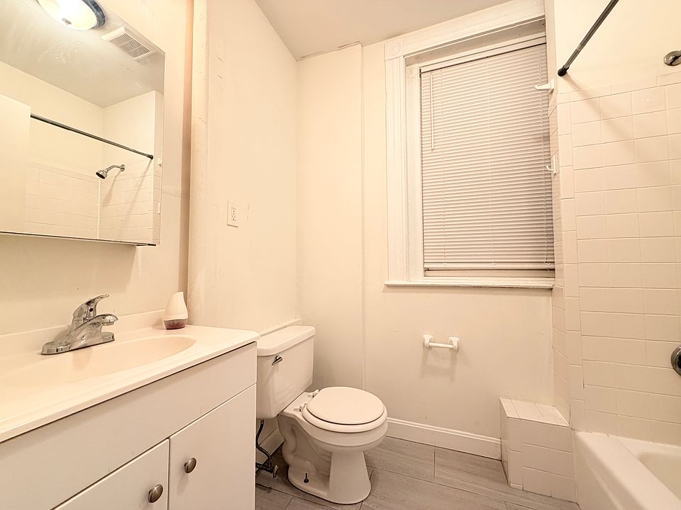2nd image of 1 Linden St #B