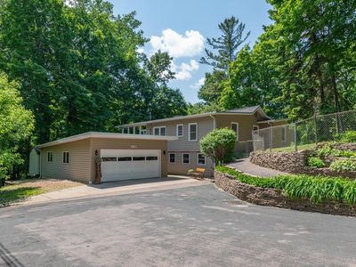 2873 Essex Rd, Mound, MN, 55364