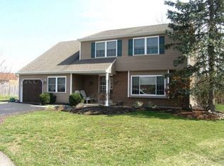 200 Crystal Ct, Yardley, PA 19067