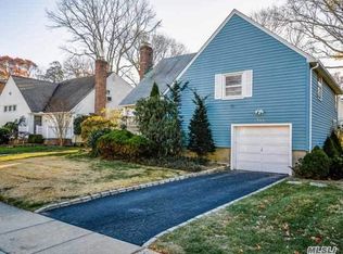 1964 Willow Ave, Merrick, NY 11566