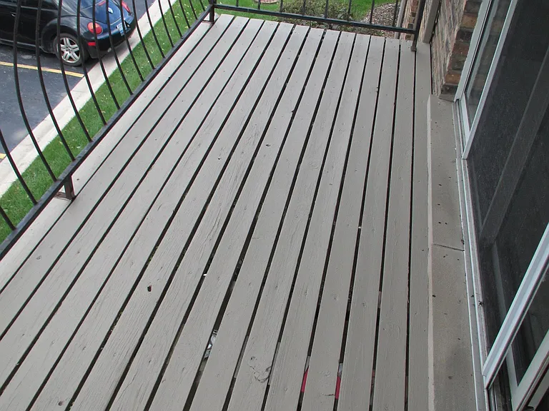 9S201 Lake Dr #2 — Photo 23