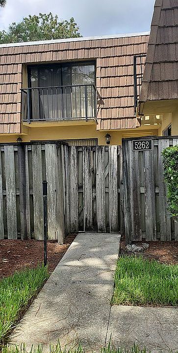 1st image of 5262 Middle Ct #106