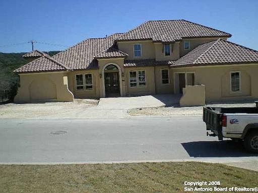 1st image of 10 KINGS VIEW DR