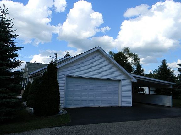 3rd image of 256 N Burgess St
