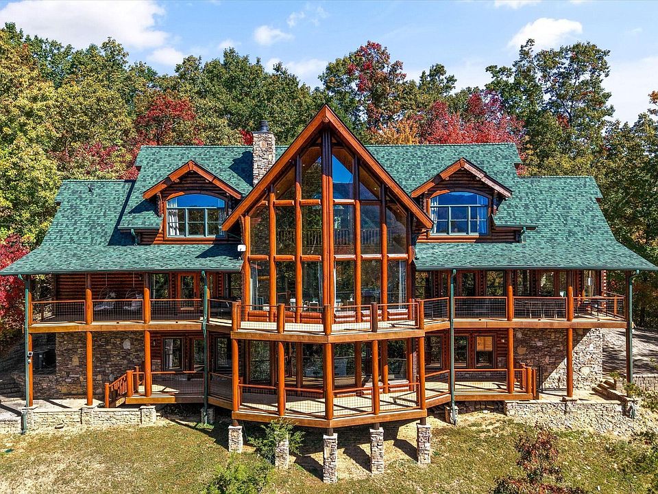 1st image of 611 Pinnacle Vista Rd