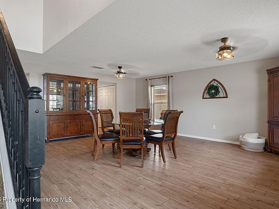 5th image of 2451 Deltona Blvd