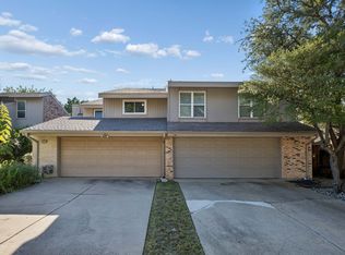 2958 Country Place Cir, Carrollton, TX 75006