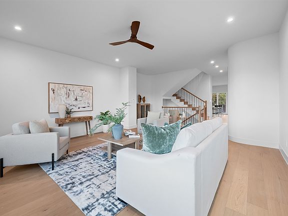5th image of 1506 Holly Ave