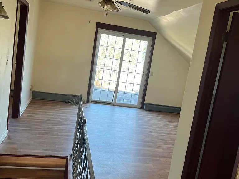 84 Bethany Rd — Photo 10