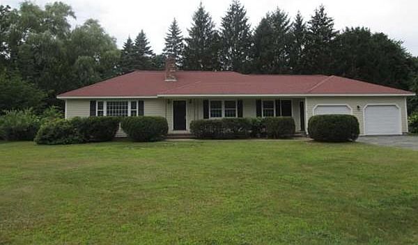 1st image of 3 Rose Glen Dr