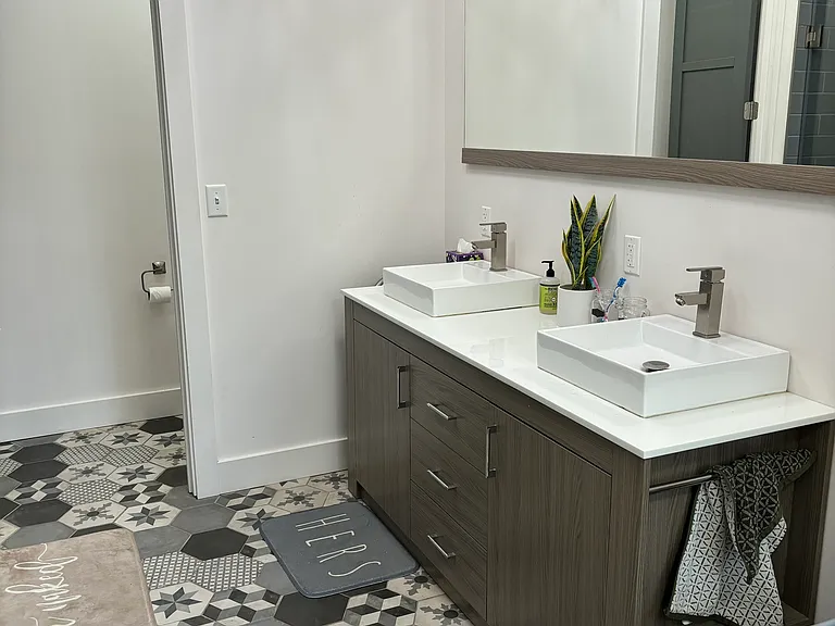 1309 Jefferson Ave — Photo 10