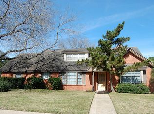 8226 Edgemoor Dr, Houston, TX 77036