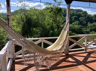 125 Combs St #A, Hazard, KY 41701