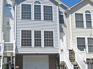 865 S Grant St, Christiansburg, VA 24073