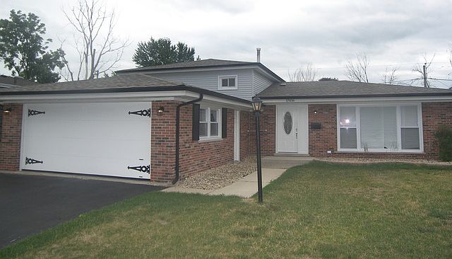 1st image of 17056 Evans Dr
