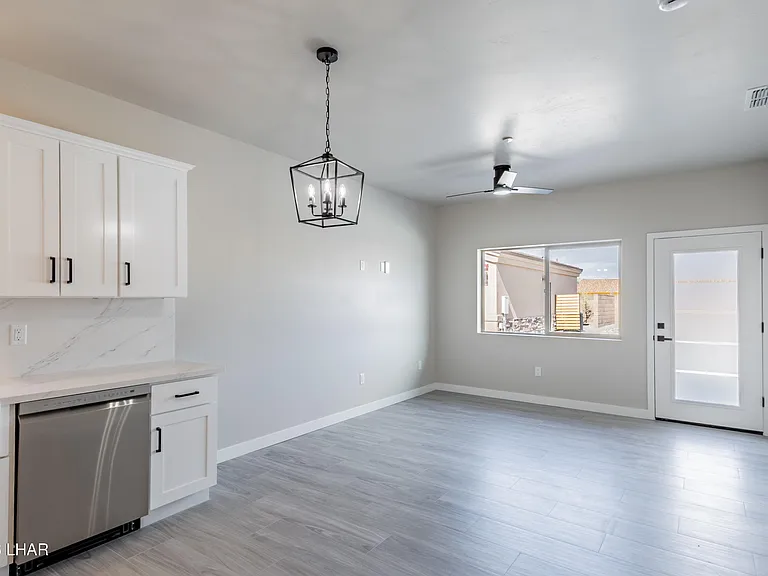 2778 N McCulloch Blvd N #F — Photo 7