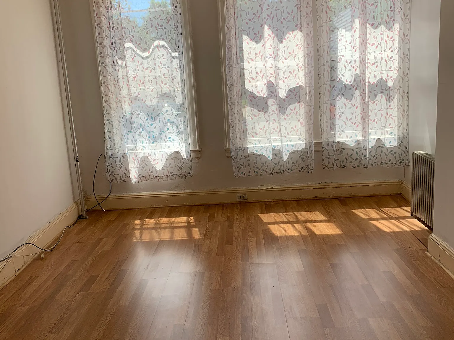 3 bed, 1400 sqft, $2,850 — Photo 3