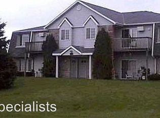 5567 Edgewater Ct APT 7, Delavan, WI 53115