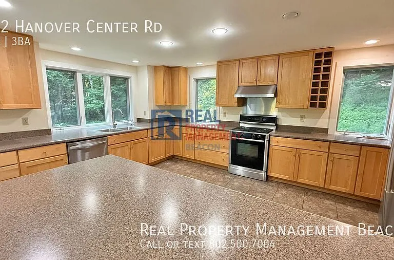 322 Hanover Center Rd — Photo 6