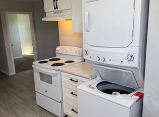 6100 Isleta Blvd SW #1, Albuquerque, NM 87105
