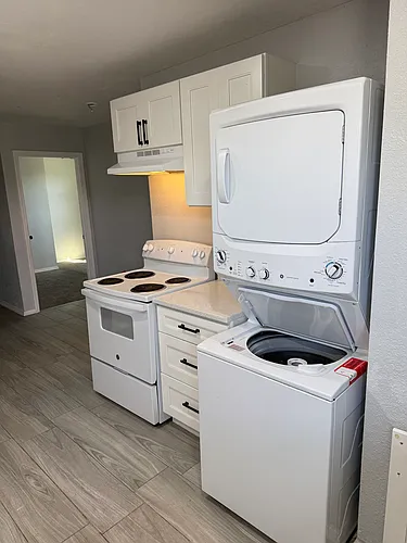 6100 Isleta Blvd SW #1 Photo 1