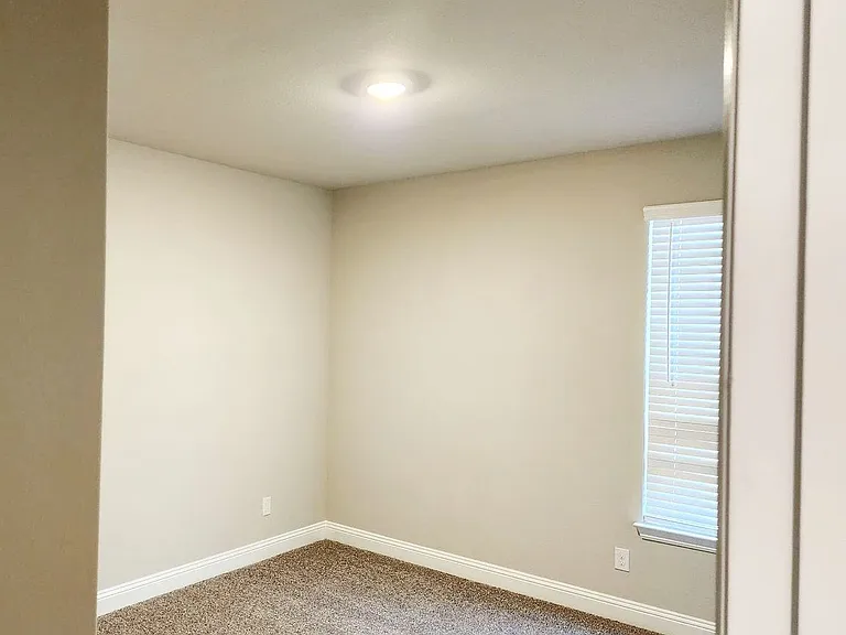 2320 Ruff Rd — Photo 12