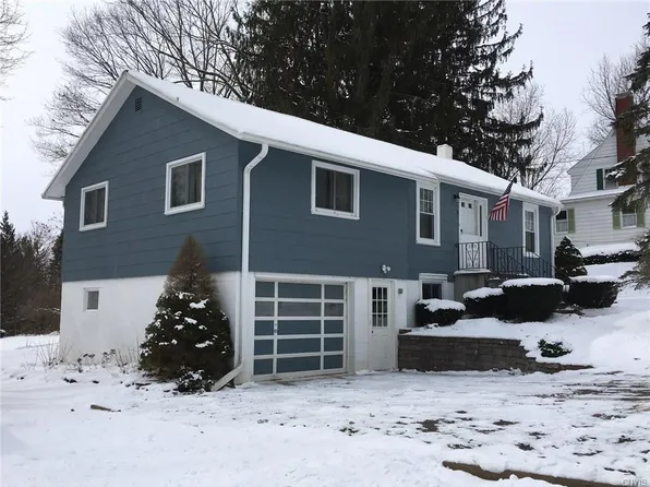 3 Skadden Ter, Tully, NY 13159