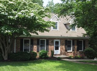 14 Cook Ct, Avondale, PA 19311
