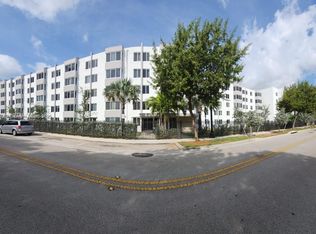 250 180th Dr APT 506, Sunny Isles Beach, FL 33160