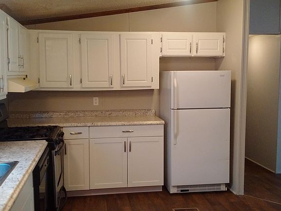 3rd image of 11819 N College Ave