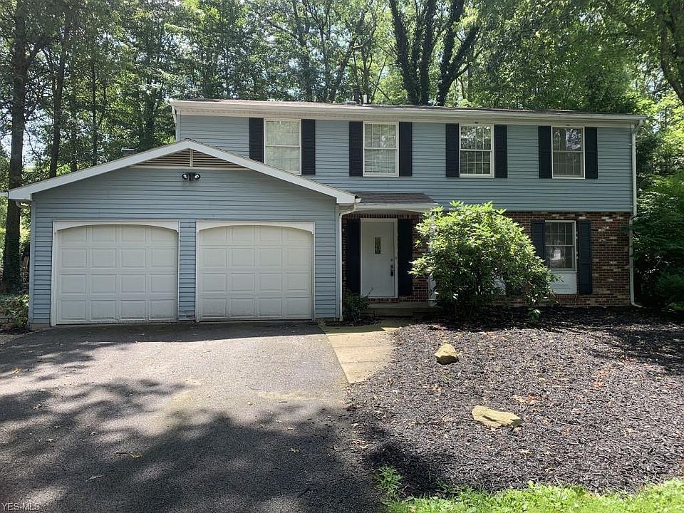 1st image of 8872 Sherwood Dr NE