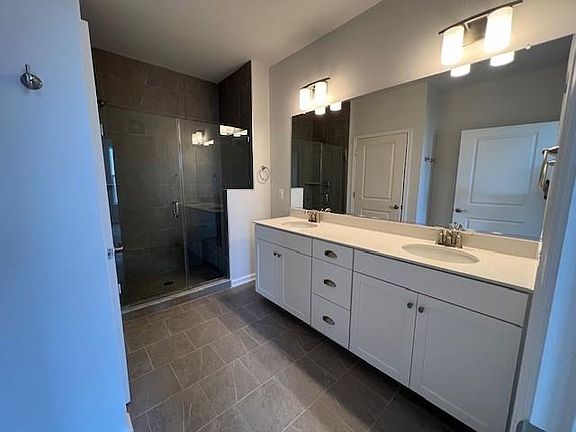 Aiden A primary bath