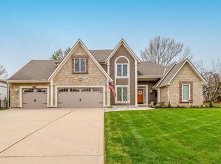 11220 Rosewood St, Leawood, KS 66211