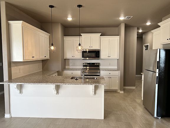 4th image of 1509 Avenue O #B