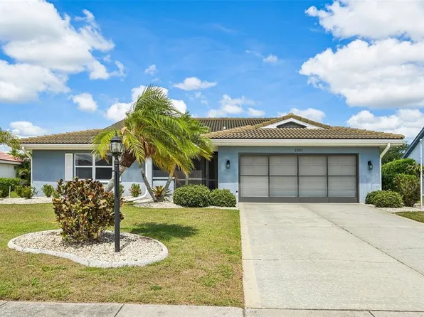 2025 New Bedford Dr, Sun City Center, FL 33573