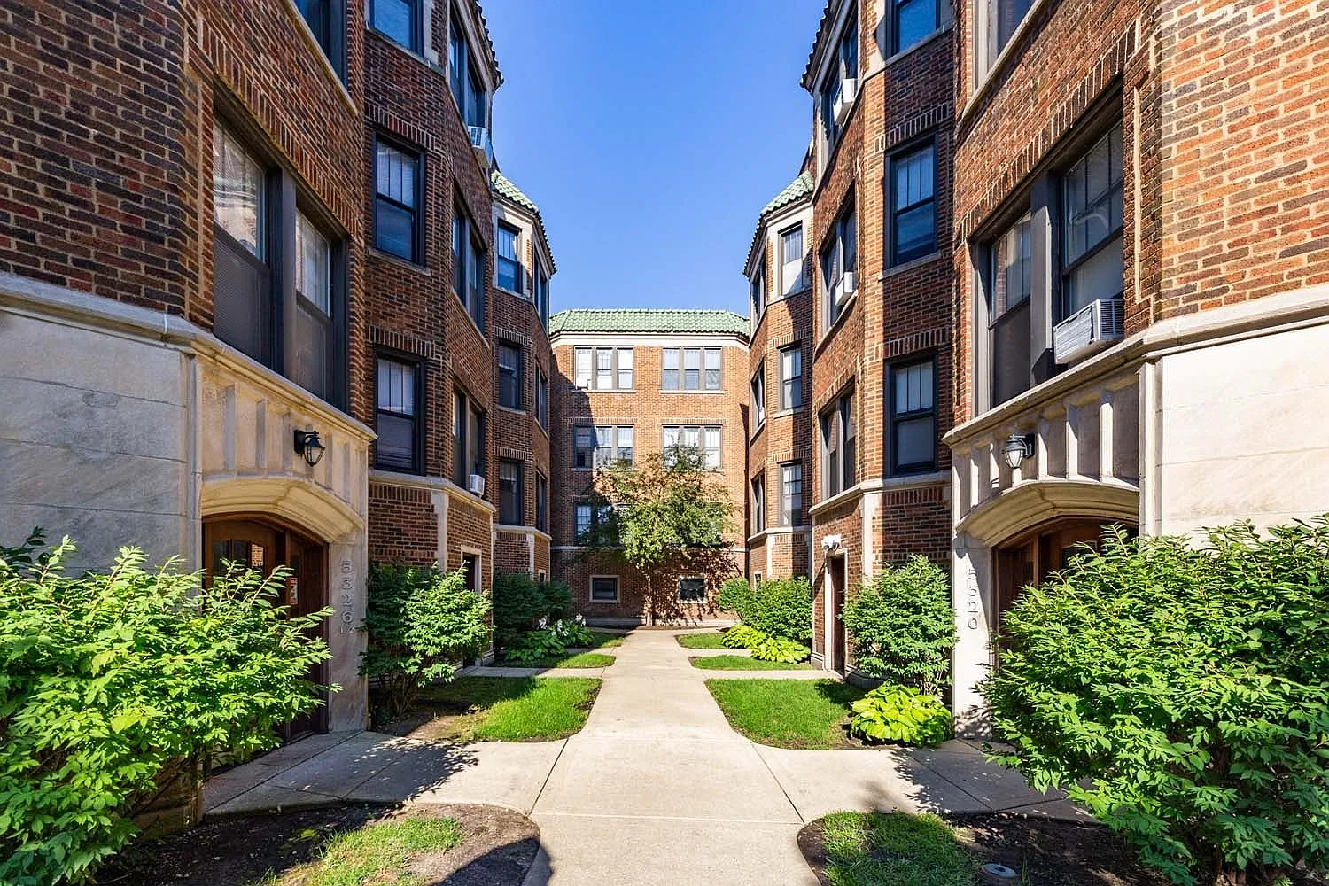 5320-5326.5 S. Drexel Boulevard — Photo 4