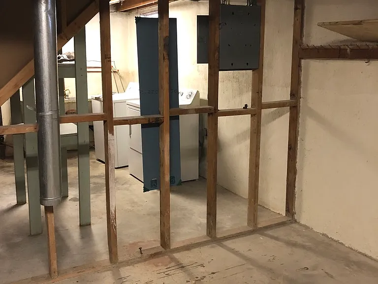 595 S High St — Photo 20