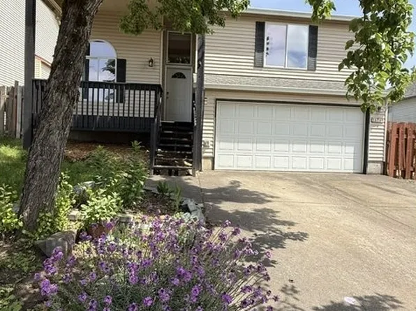 15713 Jade Glen Ave, Sandy, OR 97055