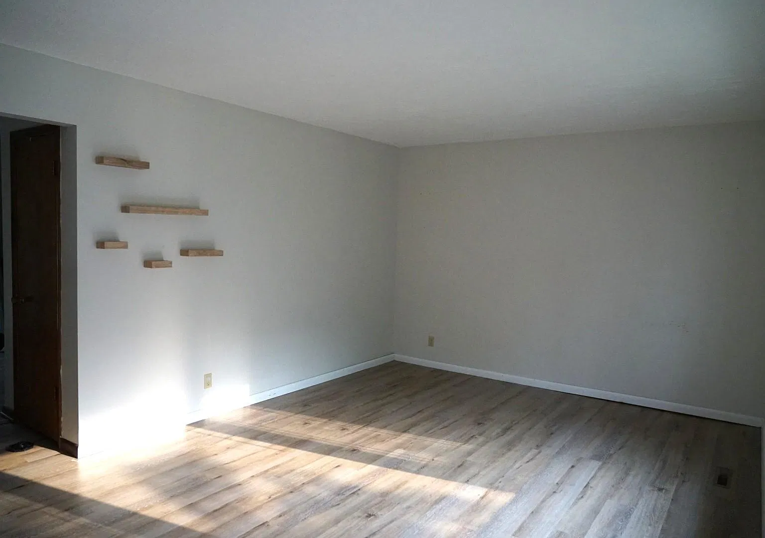 5500 Limestone Rd N — Photo 2