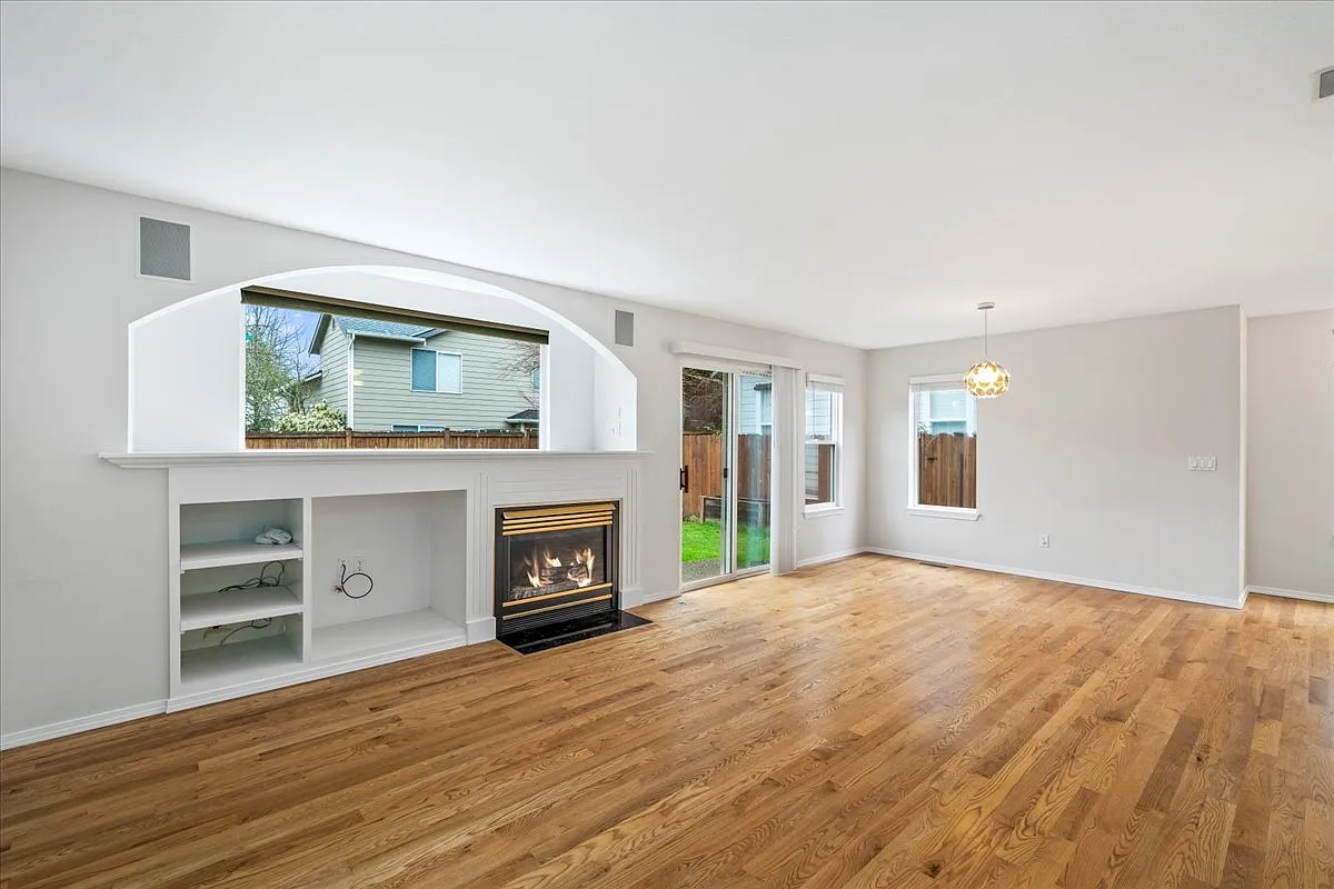 3 bed, 2.5 bath, 1568 sqft, $3,000 — Photo 4