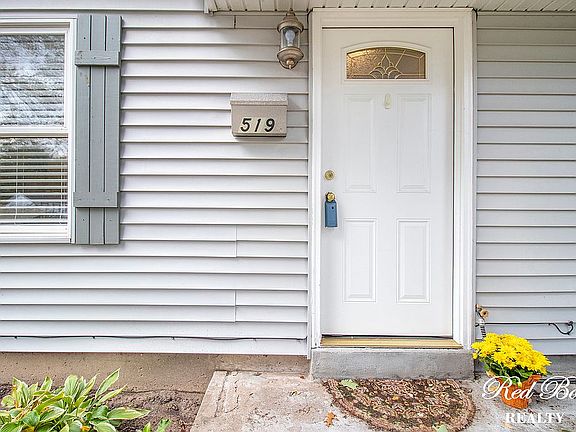 3rd image of 519 Woodcliff Dr