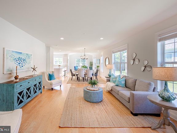 5th image of 708 Moorings Cir #39