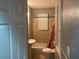 3312 E Manhattan Blvd APT 2, Toledo, OH 43611