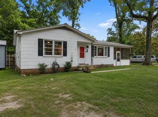 882 Savage Rd, Charleston, SC 29414