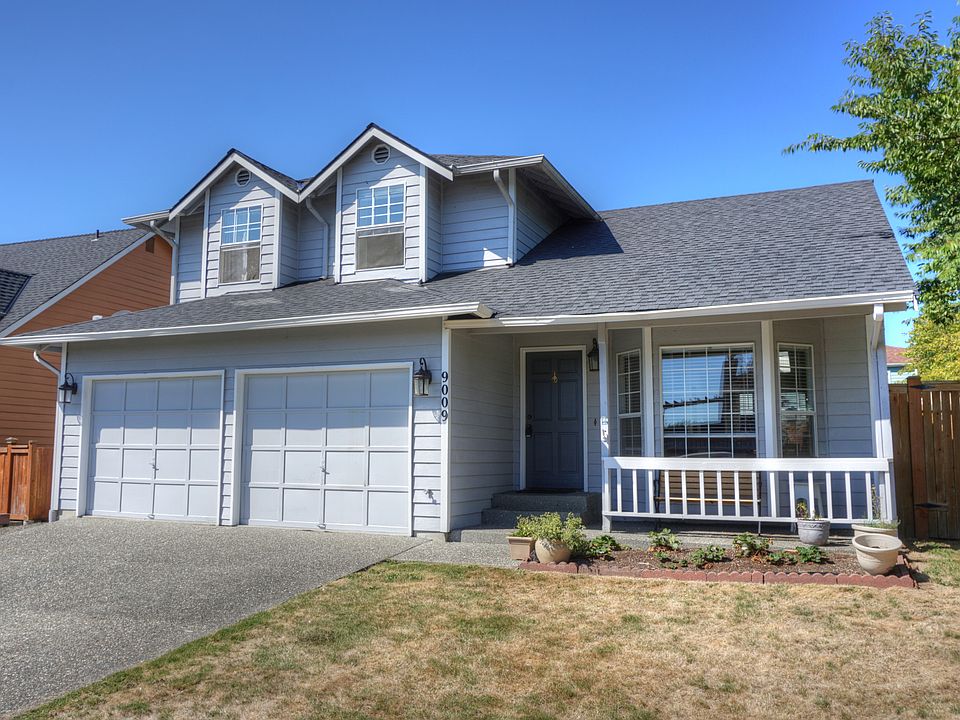 www.LamoureuxRealEstate.com