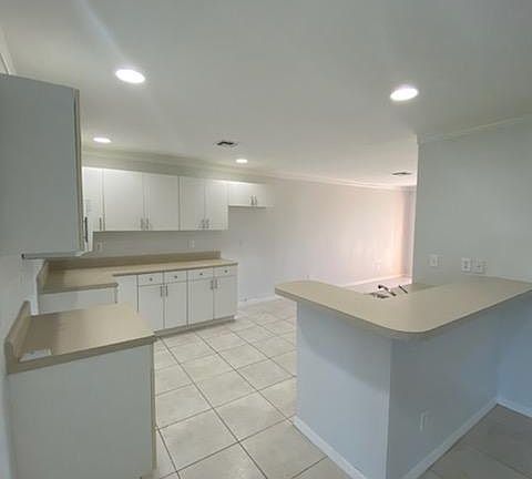 5th image of 524 SE 7th St