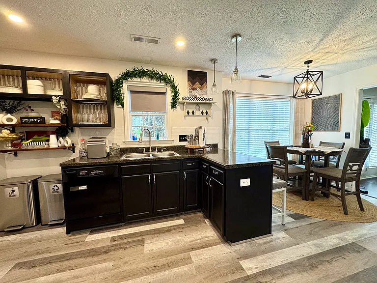 3770 Poplar Valley Ln — Photo 8