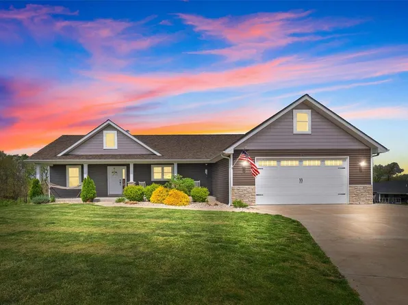 29 Moore Ridge Ct, Troy, MO 63379