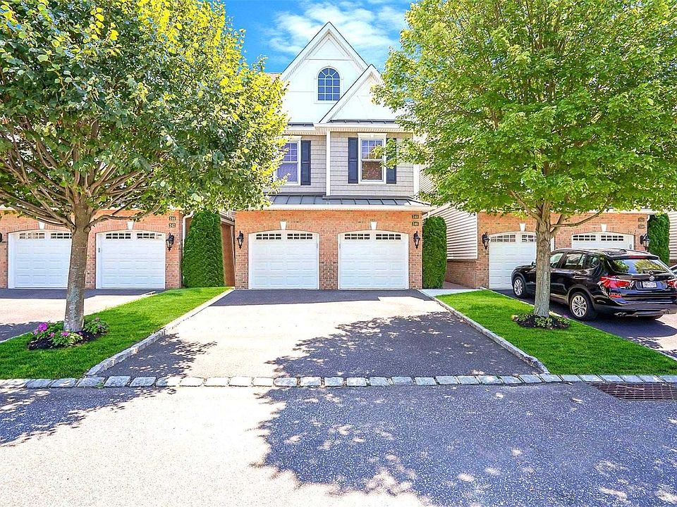 1st image of 248 Roosevelt Way