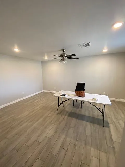 3 bed, 1500 sqft, $1,740 — Photo 3
